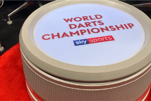 sky sports world darts championship branded tin